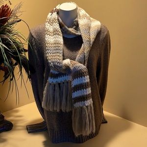 St. John’s Bay Large brown crew neck sweater with scarf